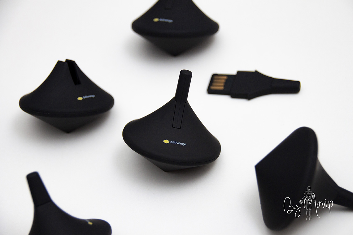 Clés USB en forme de toupie personnalisées avec logo d'entreprise